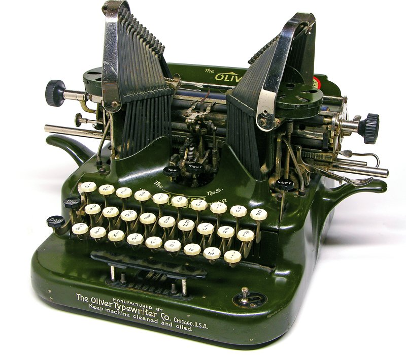 Illustration for article titled The Curious Evolution of the Typewriter, in Pictures